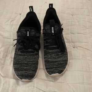 Adidas Cloudfoam sneakers